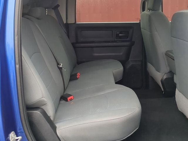 2018 RAM 2500 Tradesman Crew Cab 4x4 6'4' Box
