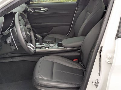 2025 Alfa Romeo Giulia AWD